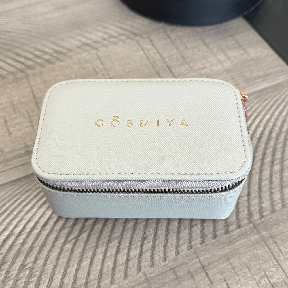 Cosmiya Jewelry Case